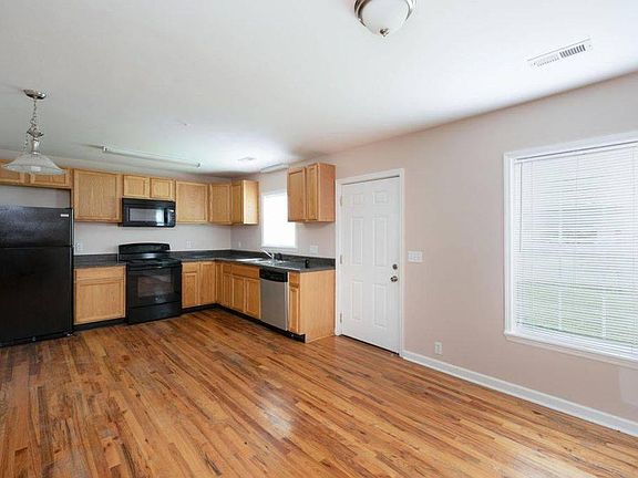 5th image of 5477 Oakdale Ave