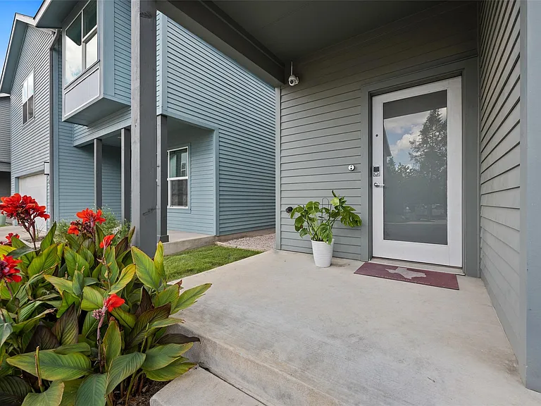 301 W Stassney Ln #12 — Photo 5