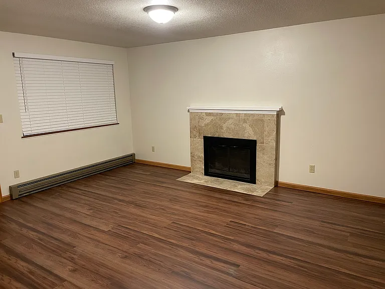 8813 SW 53rd Ave — Photo 2