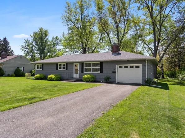 36 Park Ave, South Hadley, MA 01075