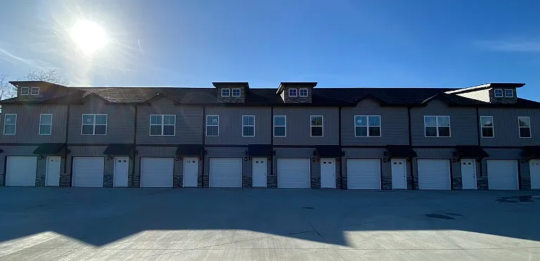 1040 Glenkirk Dr #D — Photo 1