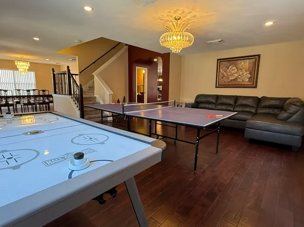 17511 Sapphire Rim Dr, San Antonio, TX 78232