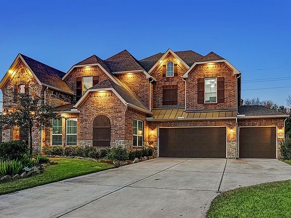 2nd image of 5958 Green Meadows Ln