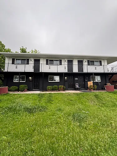 975 Mooberry St #2 Photo 1