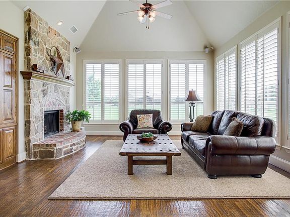 4th image of 6000 Tamsworth Ct