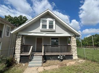 3902 Wabash Ave, Kansas City, MO 64130