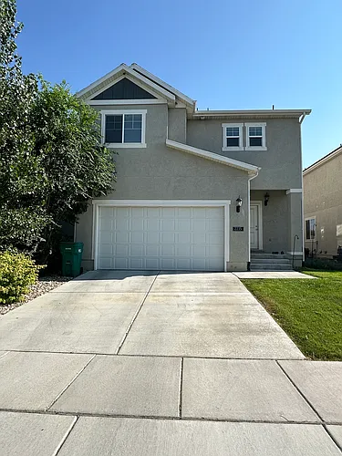 2215 W Bluebird Dr Photo 1