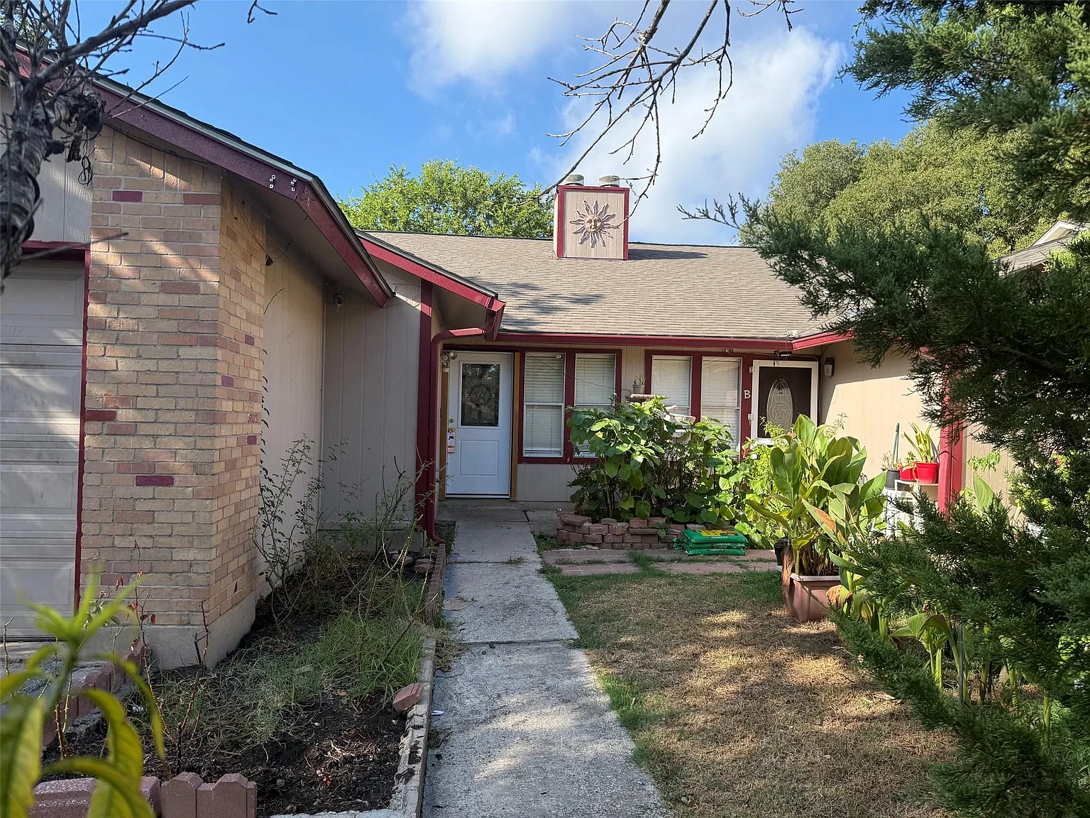 3 bed, 2.0 bath, 1027 sqft, $1,450 — Photo 1