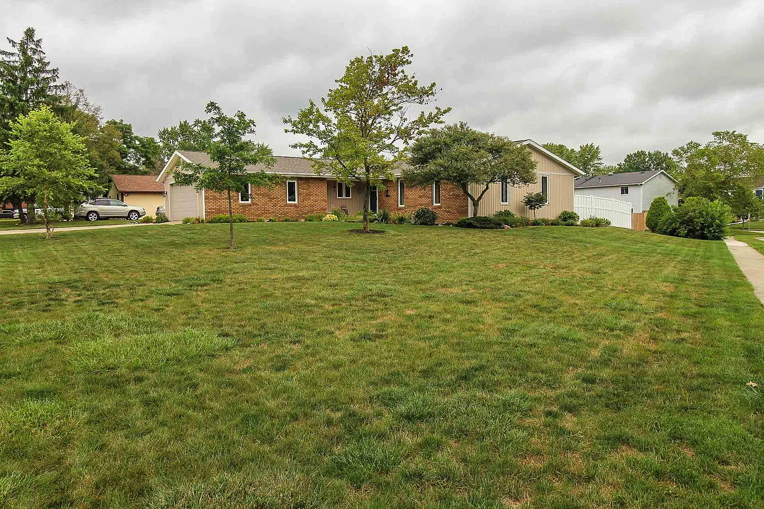 4723 Blue Water Ct photo 1