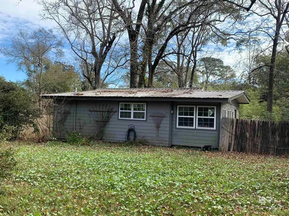 2161 Grove Ct, Mobile, AL 36605