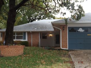 7725 NW 25th St, Bethany, OK 73008