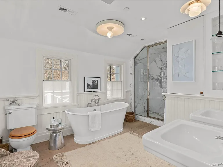 269 Stone Hill Rd — Photo 16