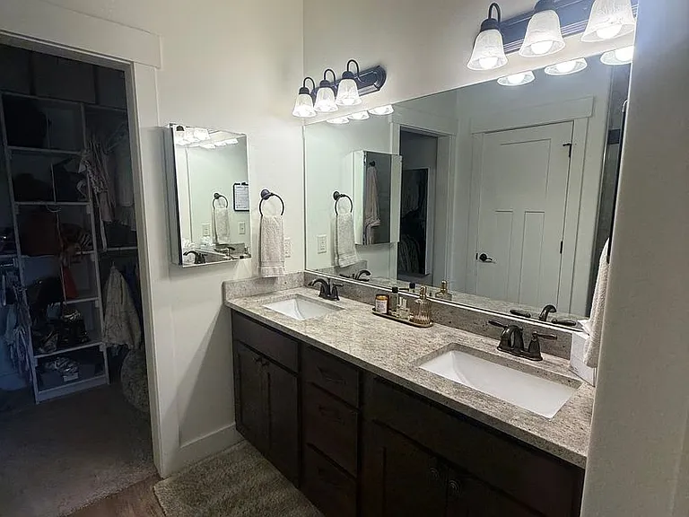 631 Cameron Loop — Photo 12