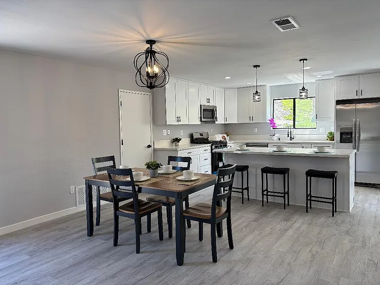 9211 Todos Santos Dr — Photo 32