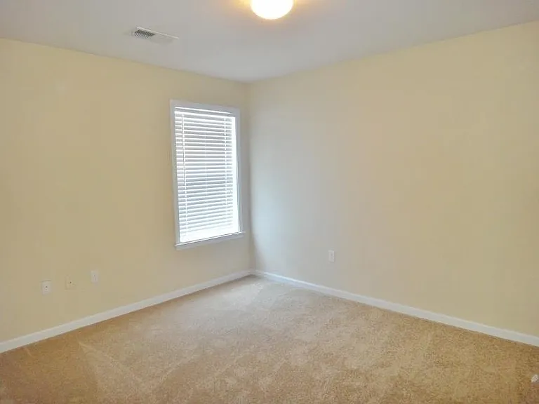 1327 Harbor Park Dr — Photo 13