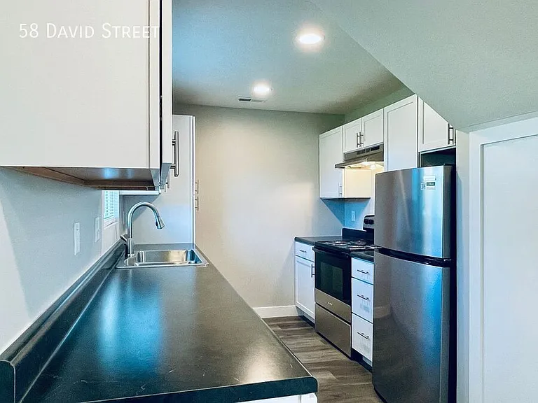 58 David St — Photo 23