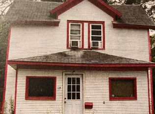 13 E Mechanic St, Hart, MI 49420