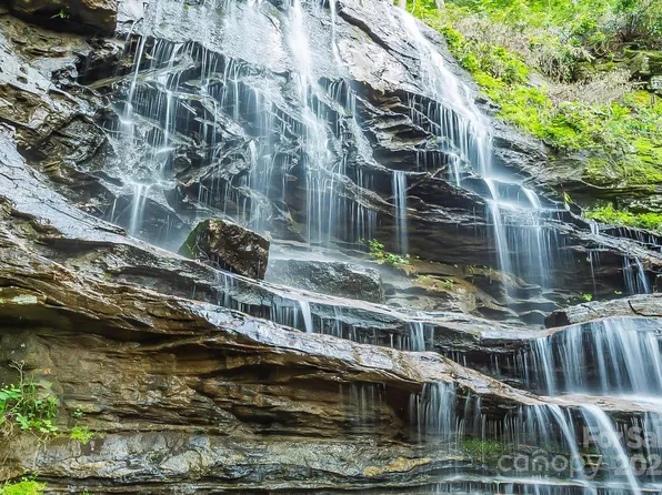 /the Falls Rd, Union Mills, NC 28167