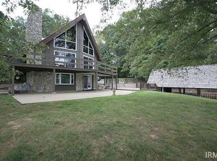 9407 S Stonecutter Ct, Huntingburg, IN 47542