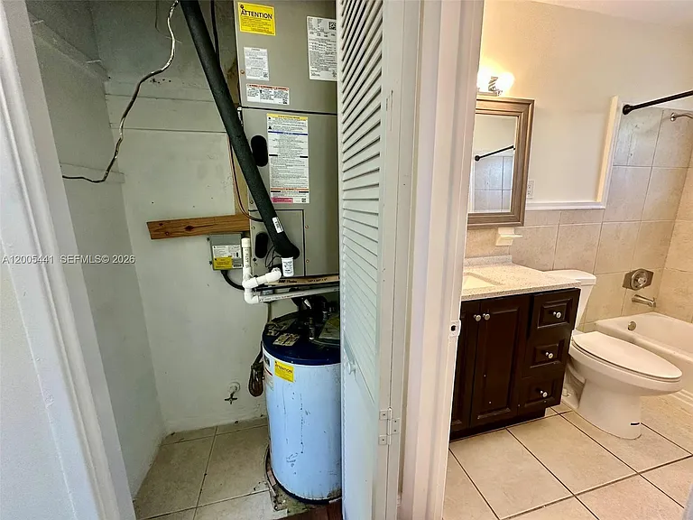 5420 NE 22nd Ter #16 — Photo 15