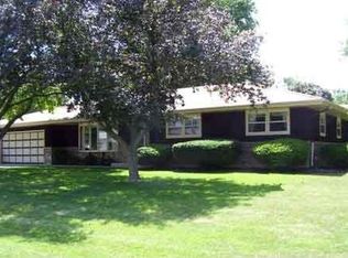 516 Elm St, Frankfort, IL 60423