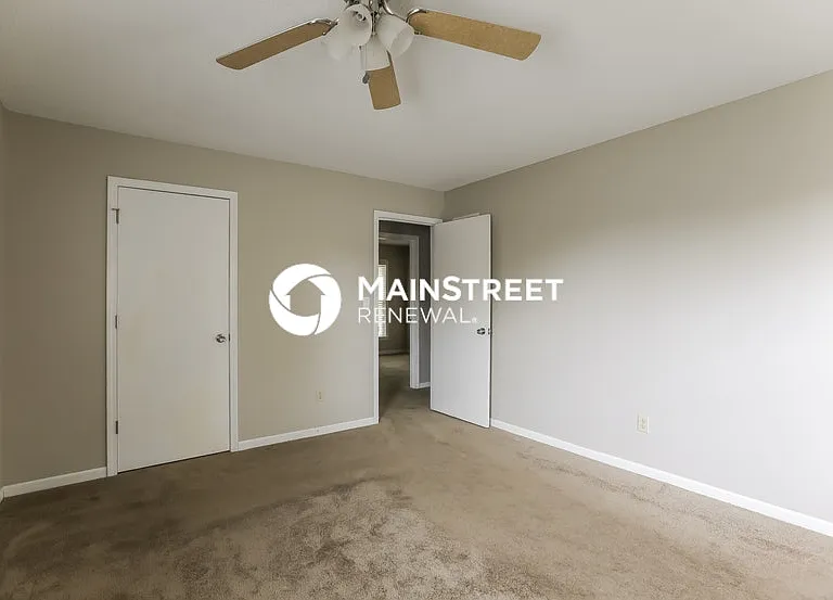 1523 NE Westwind Dr — Photo 12