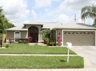 24935 Laurel Ridge Dr, Lutz, FL 33559