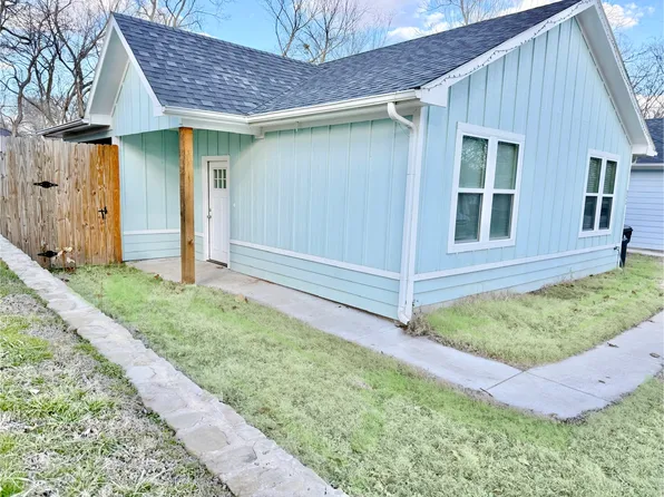 523 E Hanna St, Denison, TX 75021