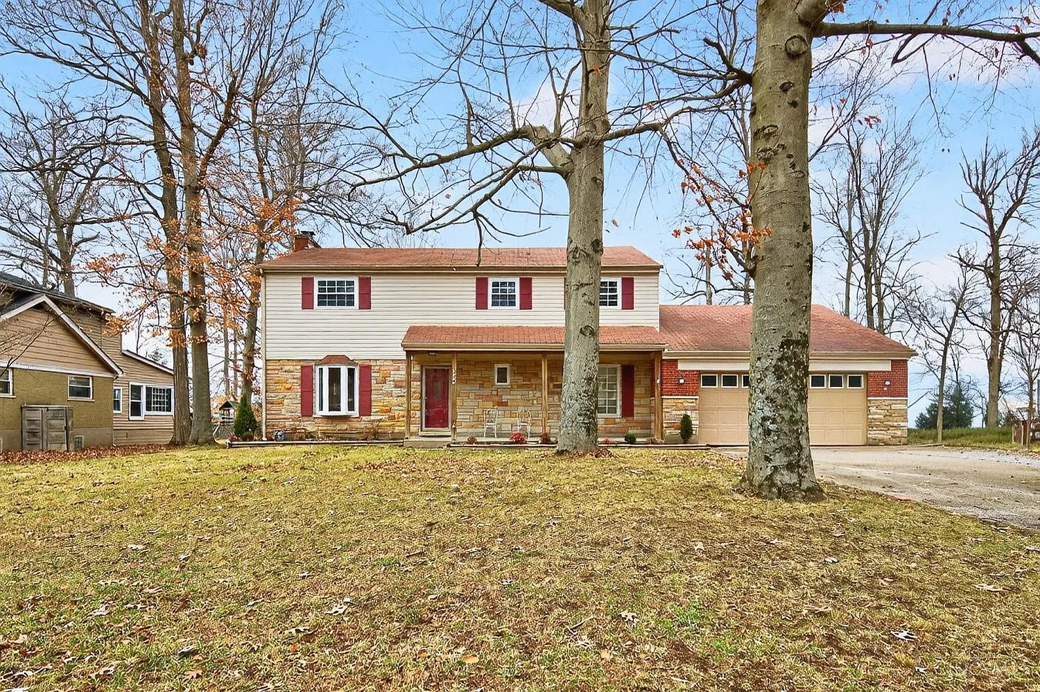 3724 Yellowstone Dr photo 1