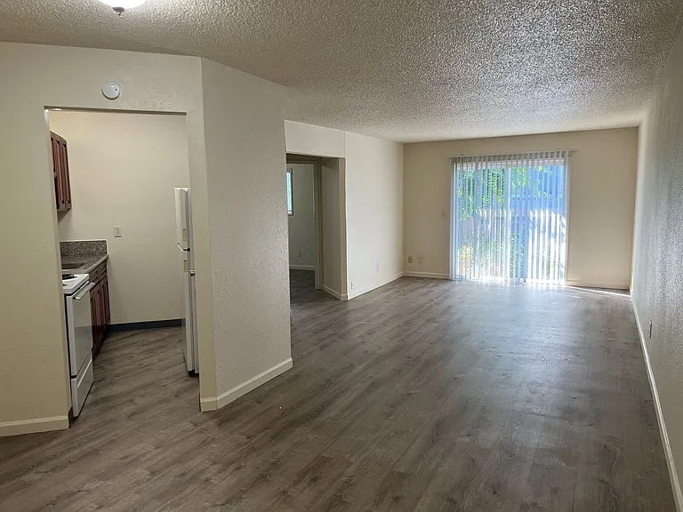 Beavercrest — Photo 1
