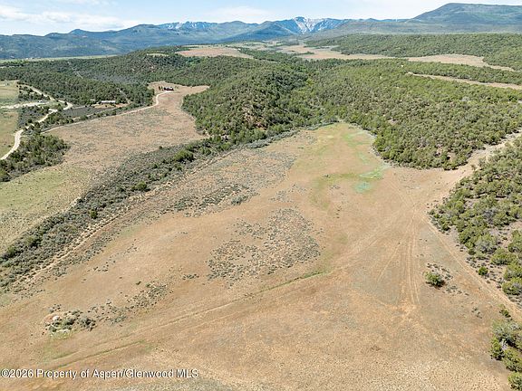 4th image of N Cedar Springs Ranch Rd