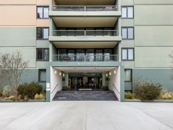 111 SW Harrison St APT 3E, Portland, OR 97201