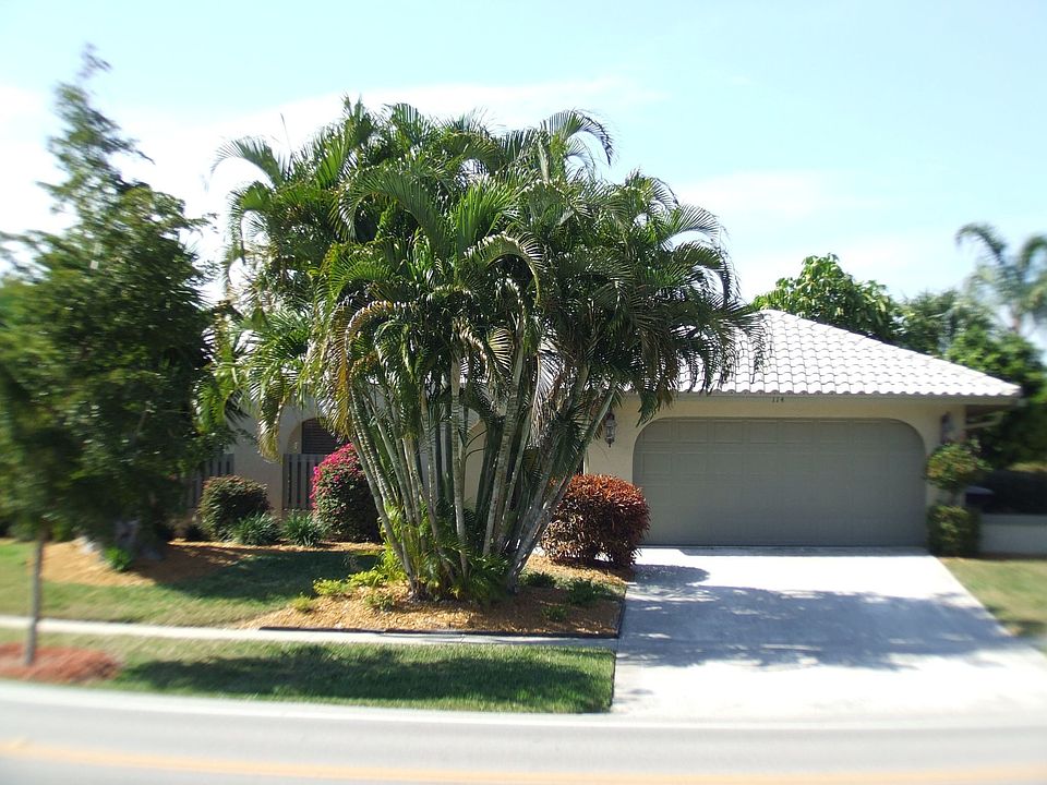 1st image of 114 N Barfield Dr