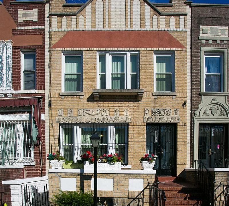 1st image of 1239 President St #2