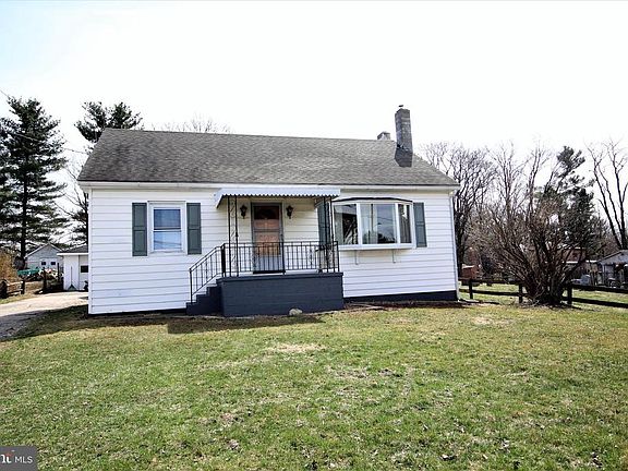 2nd image of 21315 Leiter St