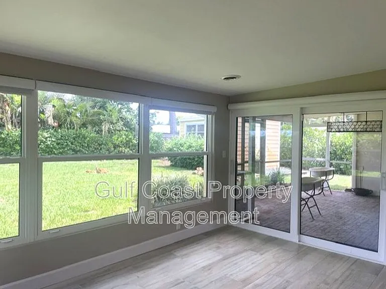 2253 Valencia Dr — Photo 26