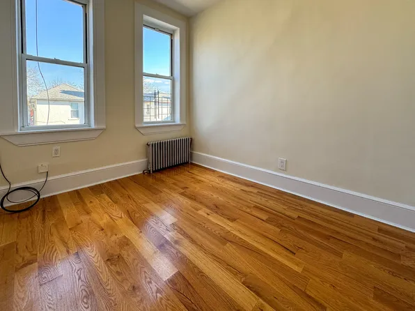 1479 East 34th Street image 5 of 7