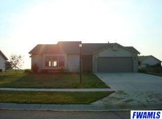 813 N Threshers Run, Churubusco, IN 46723