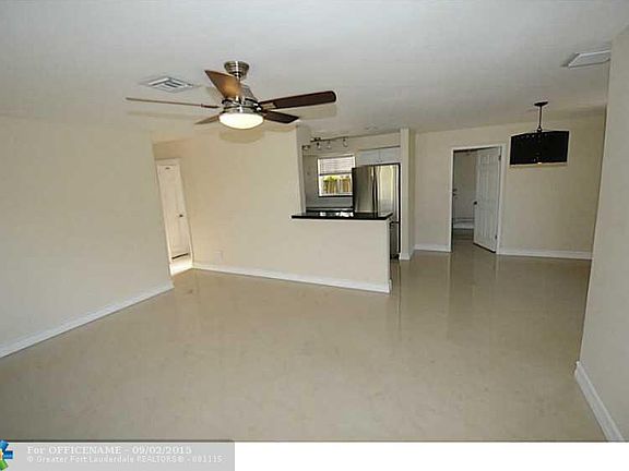 4th image of 5631 NE 8th Ave