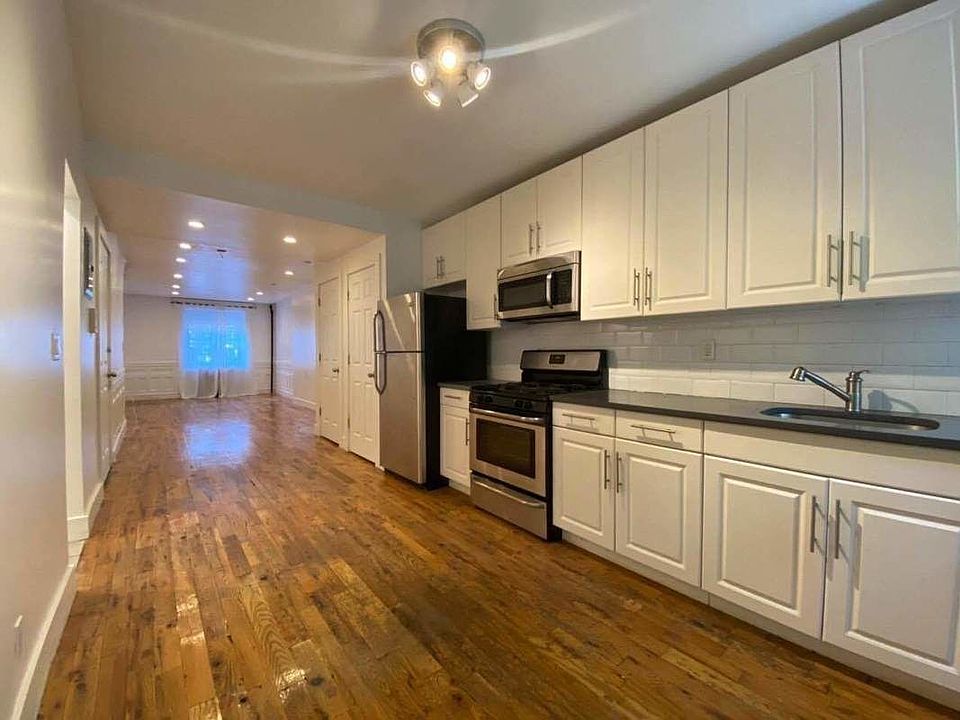 1st image of 480 Greene Ave APT 1