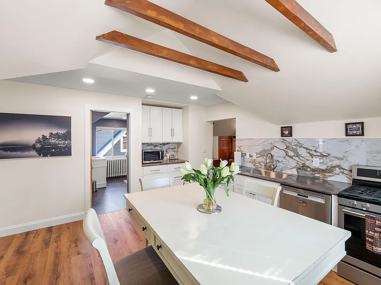2707 Garfield Ave #3 — Photo 2
