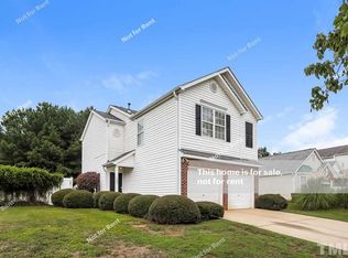 405 Hyannis Dr, Holly Springs, NC 27540