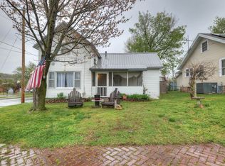 319 N Jefferson St, Neosho, MO 64850