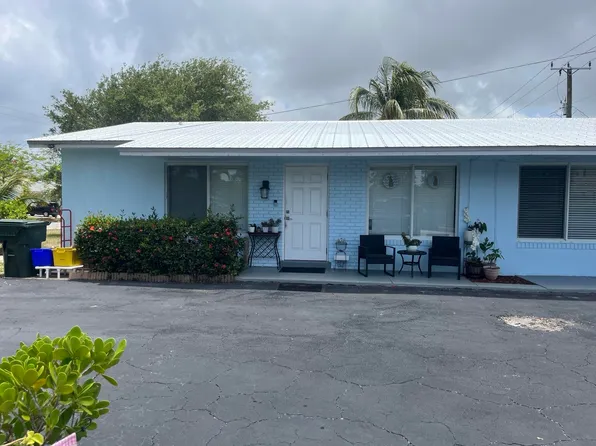 198 NE 28th St, Boca Raton, FL 33431