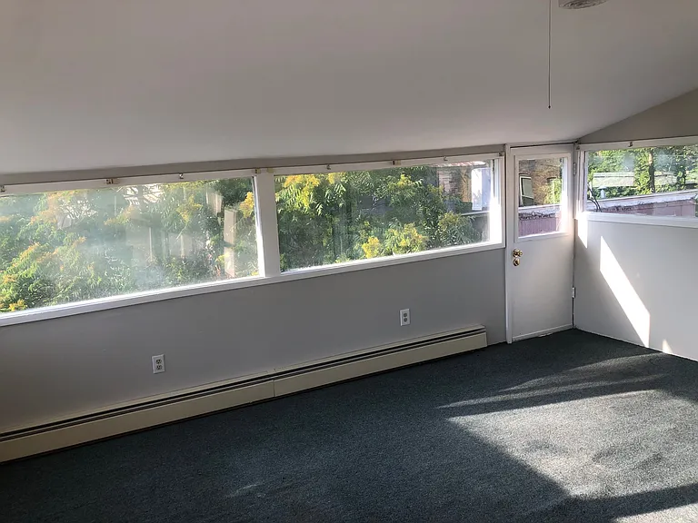 312 E Seneca St #3 — Photo 30