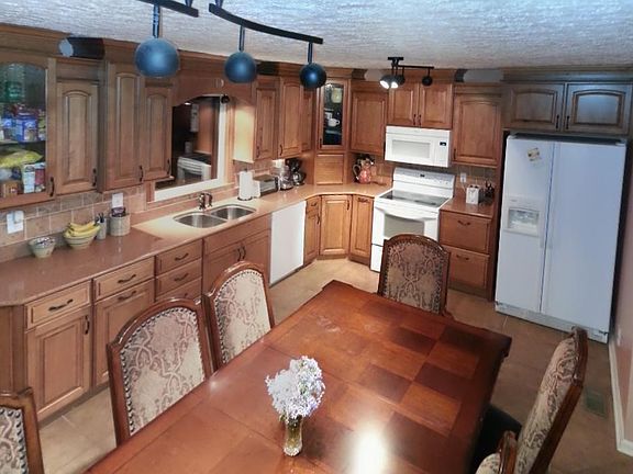 Galaxy-4805 Sycamore Run Dr 031