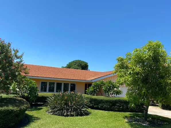 1961 Carolina Ave NE, Saint Petersburg, FL 33703