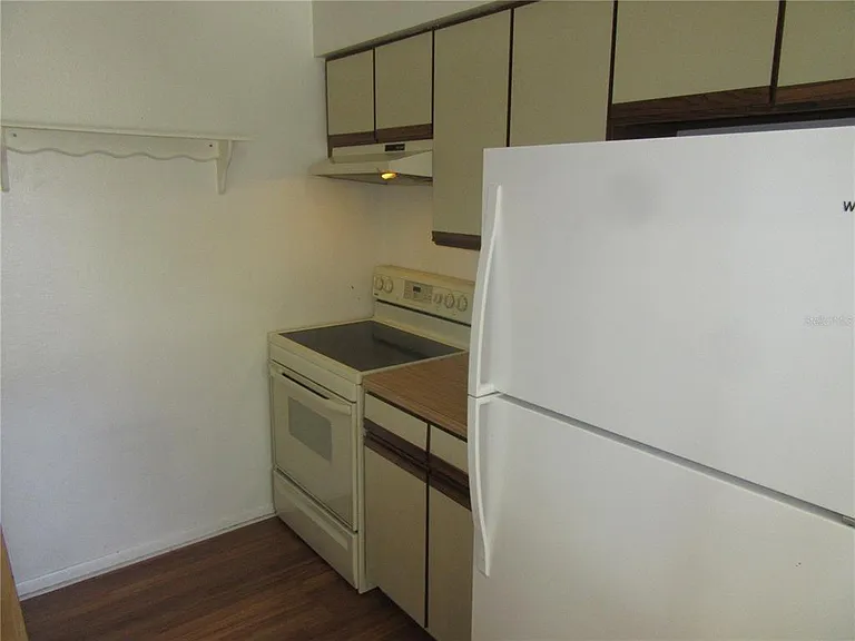 8423 Seminole Blvd #203 — Photo 31