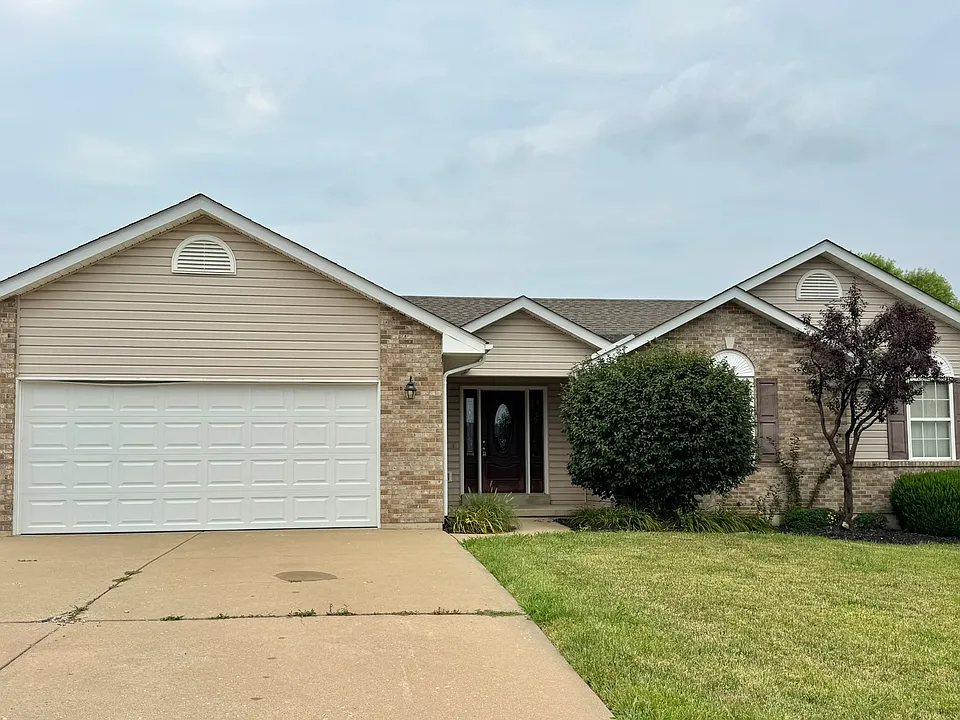 51 Kensington Palace Dr
