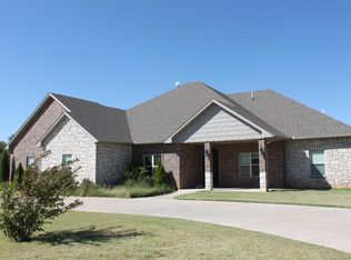1210 Trail Ridge Rd, Woodward, OK 73801
